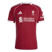 Liverpool FC hazai mez, vörös színben